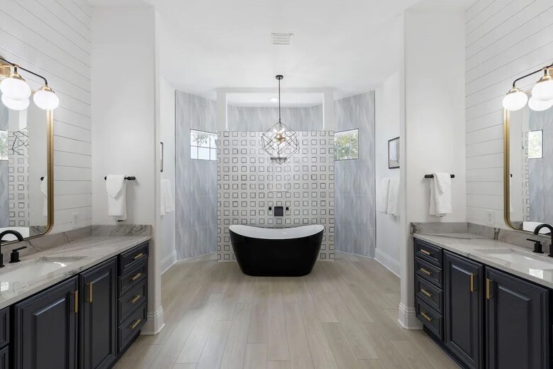 Luxury Reunion Resort Gathering Villa - Kissimmee, Florida