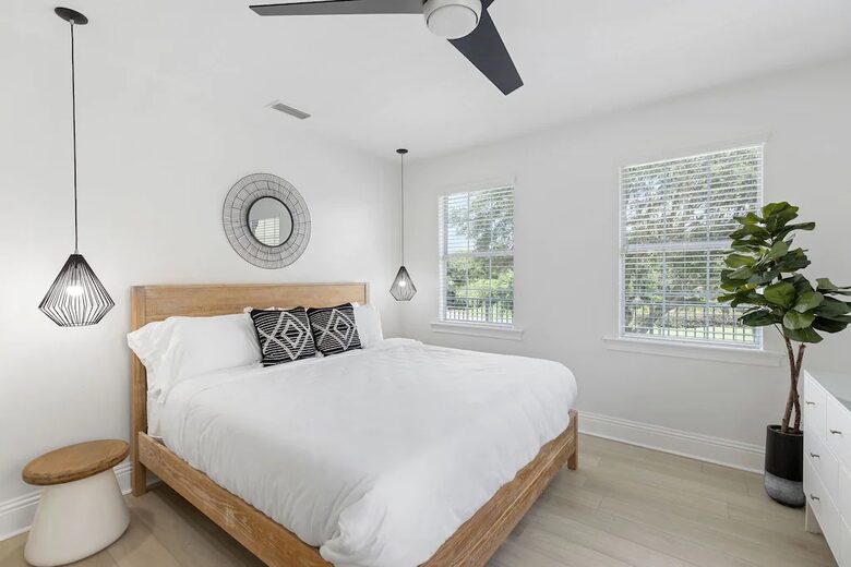 Luxury Reunion Resort Gathering Villa - Kissimmee, Florida