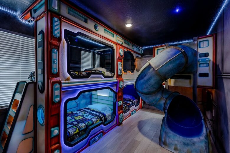 Luxury Reunion Resort Gathering Villa - Kissimmee, Florida