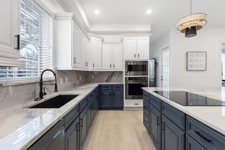 Luxury Reunion Resort Gathering Villa - Kissimmee, Florida