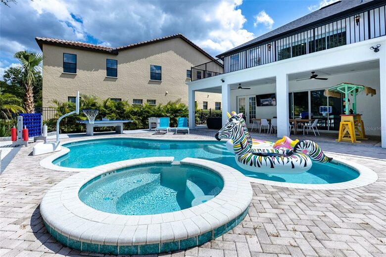 Luxury Reunion Resort Gathering Villa - Kissimmee, Florida