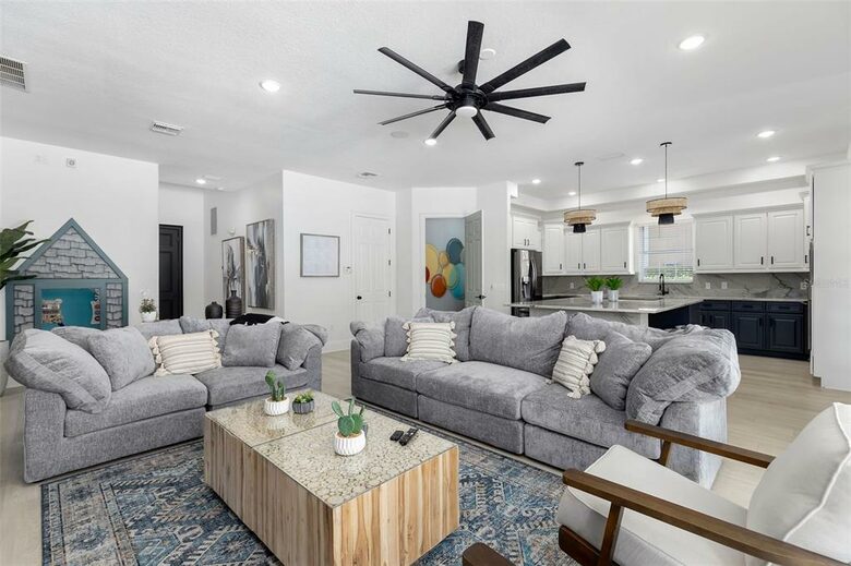 Luxury Reunion Resort Gathering Villa - Kissimmee, Florida