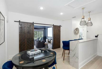 Luxury Reunion Resort Gathering Villa - Kissimmee, Florida