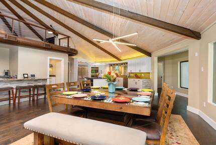 Cyan Dreams Lake House - Burnet, Texas