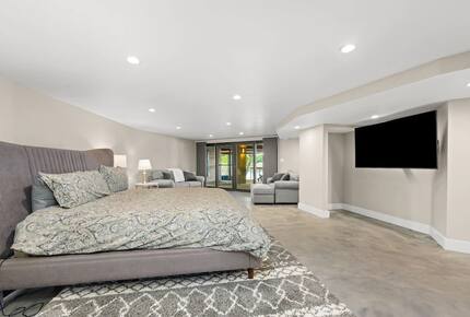 Cyan Dreams Lake House - Burnet, Texas