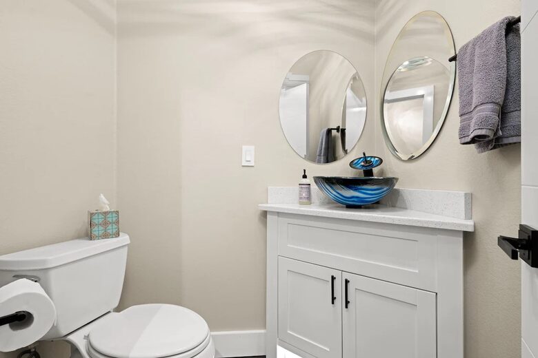 Cyan Dreams Lake House - Burnet, Texas