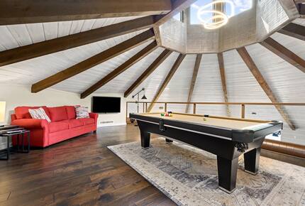 Cyan Dreams Lake House - Burnet, Texas