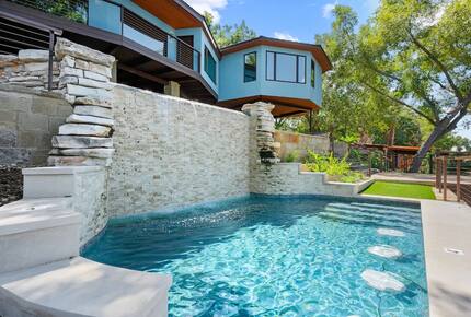 Cyan Dreams Lake House - Burnet, Texas