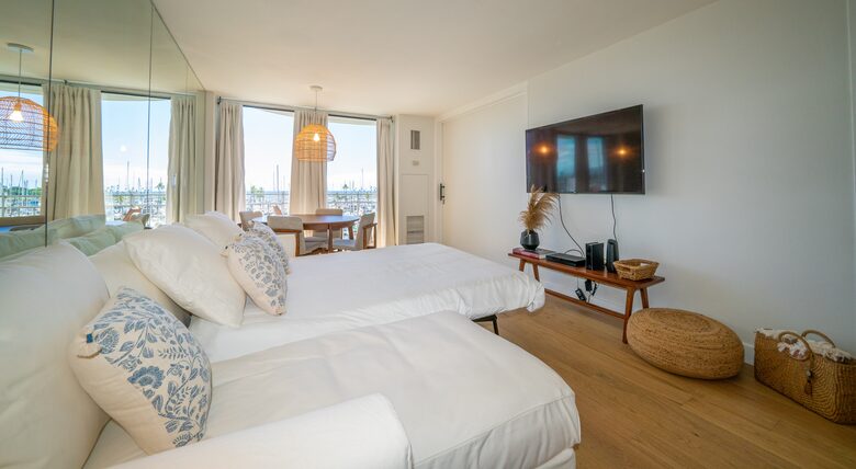 Ilikai Marina Condo - Honolulu, Hawaii