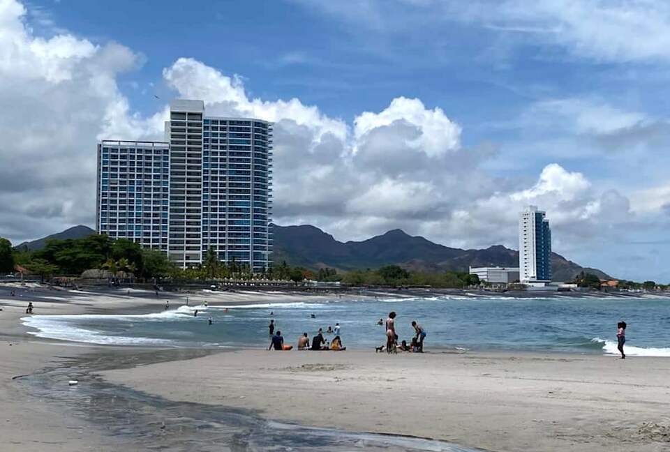 Royal Palm Oceanfront Penthouse - Nueva Gorgona, Panama