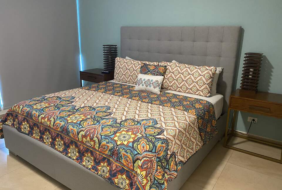 Royal Palm Oceanfront Penthouse - Nueva Gorgona, Panama