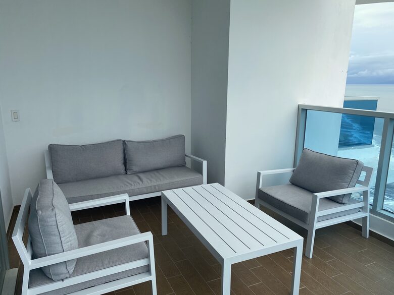 Royal Palm Oceanfront Penthouse - Nueva Gorgona, Panama