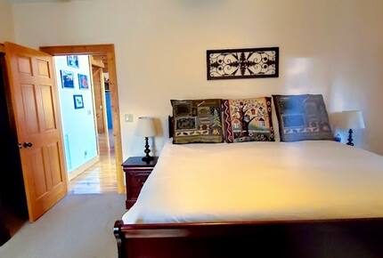 Dancing Wolf Lodge - Maggie Valley, North Carolina