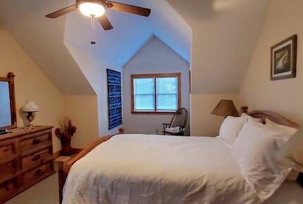 Dancing Wolf Lodge - Maggie Valley, North Carolina