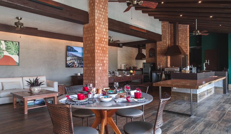 Stunning Lakefront Escarpas do Lago - Capitólio, Brazil