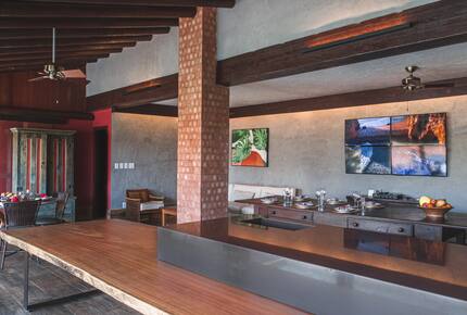 Stunning Lakefront Escarpas do Lago - Capitólio, Brazil