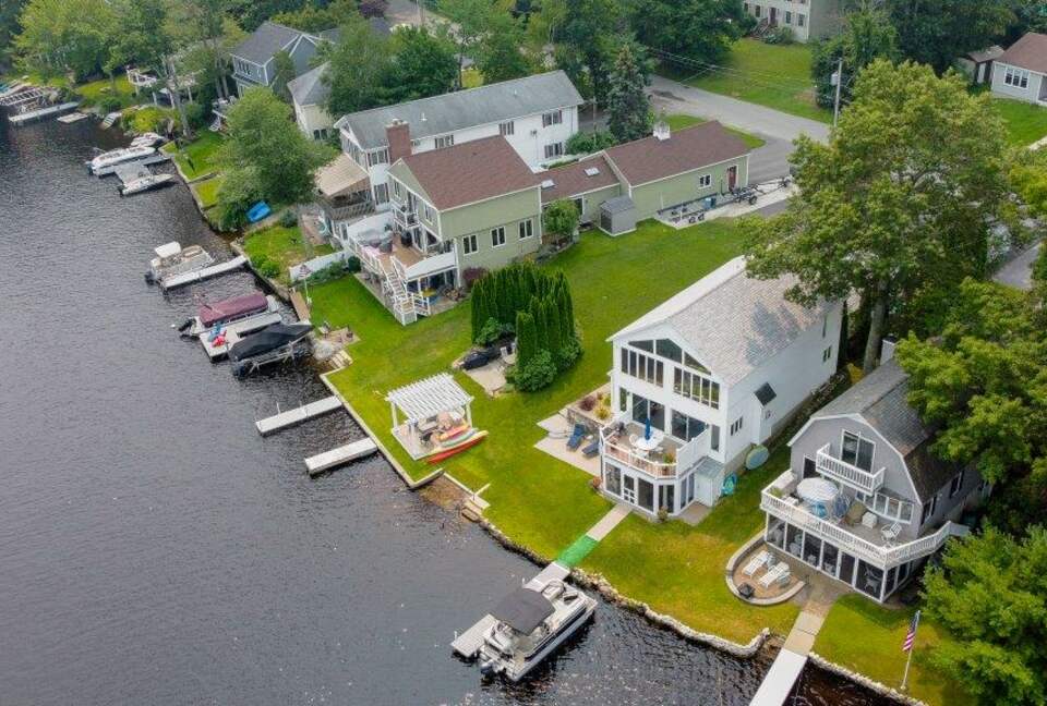 Luxury Lakeside Oasis - Derry, New Hampshire