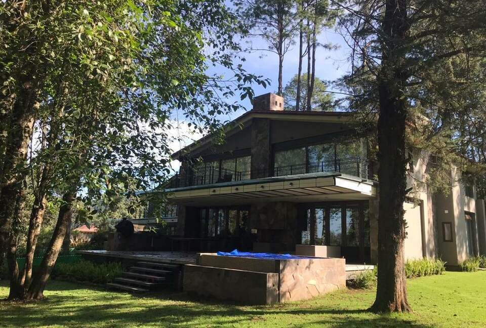 Fabulous modern Villa Rancho Avandaro - Valle de bravo, Mexico