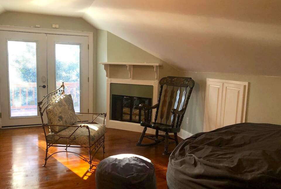 Luxurious Lake Lanier Compound - Flowery Branch, Georgia