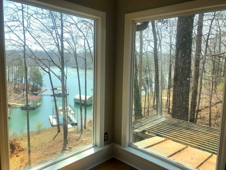 Luxurious Lake Lanier Compound - Flowery Branch, Georgia