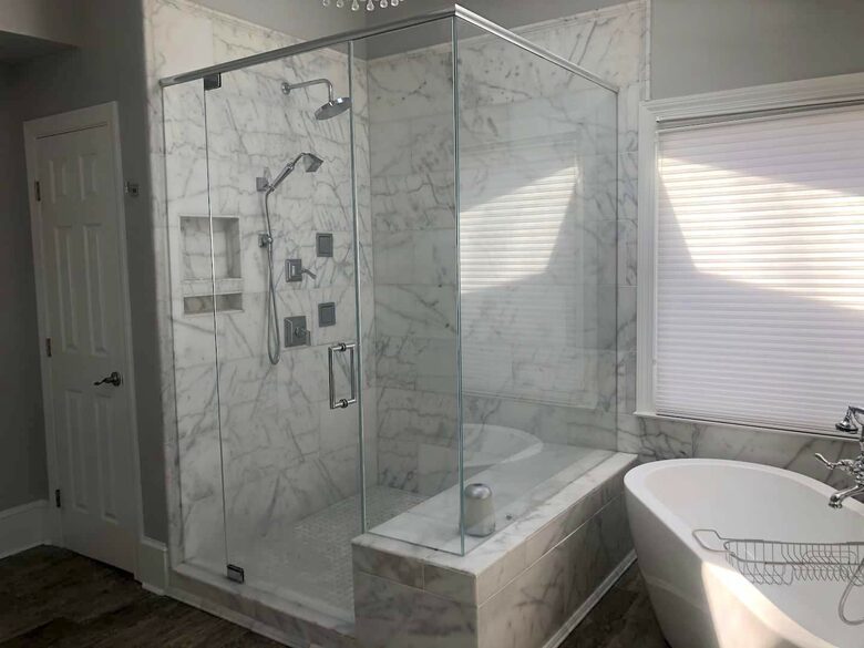 Luxurious Lake Lanier Compound - Flowery Branch, Georgia