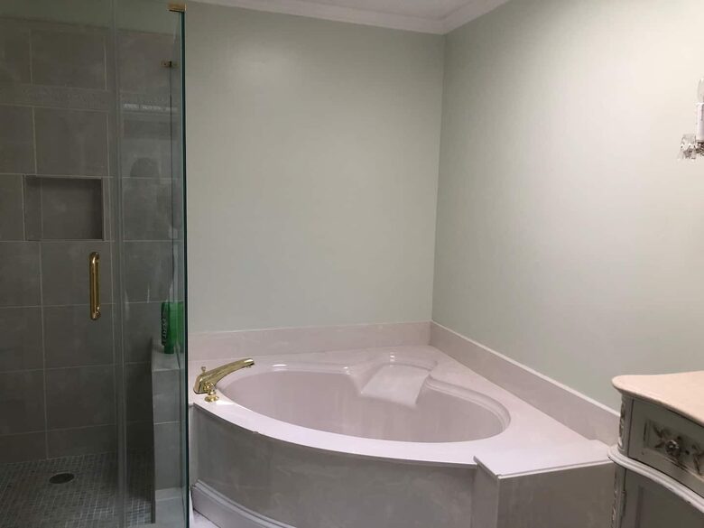 Luxurious Lake Lanier Compound - Flowery Branch, Georgia