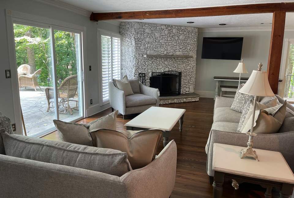 Luxurious Lake Lanier Compound - Flowery Branch, Georgia