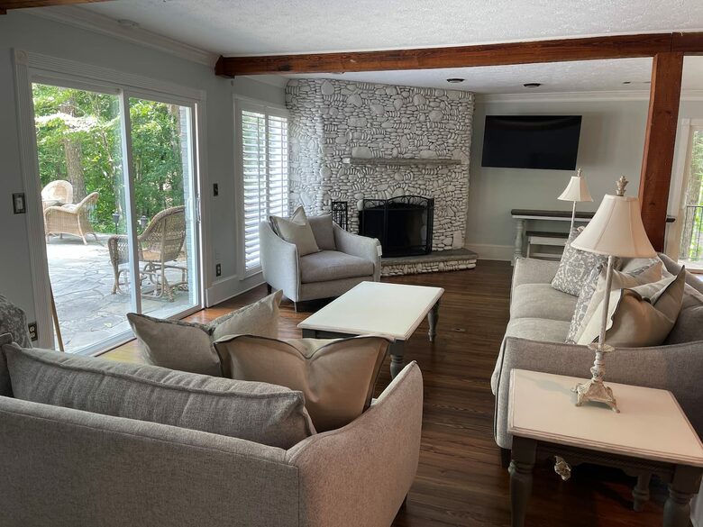 Luxurious Lake Lanier Compound - Flowery Branch, Georgia