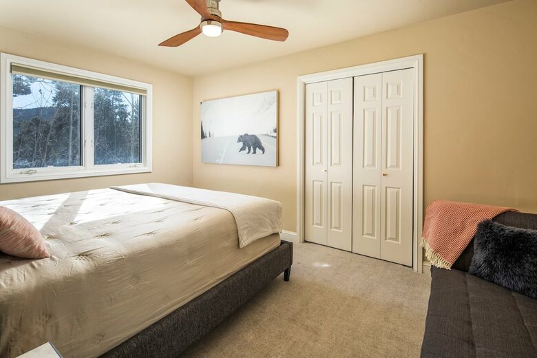 Breathtaking Mountain View Chalet - Breckenridge, Colorado