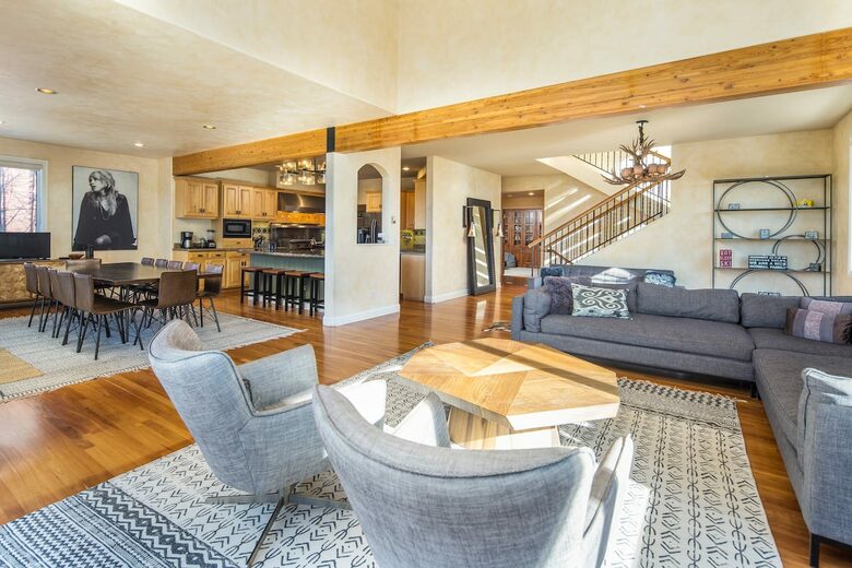 Breathtaking Mountain View Chalet - Breckenridge, Colorado