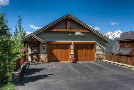 Breathtaking Mountain View Chalet - Breckenridge, Colorado