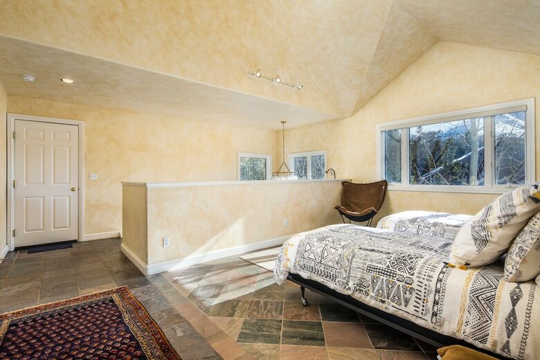 Breathtaking Mountain View Chalet - Breckenridge, Colorado