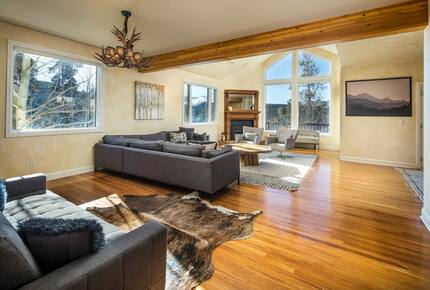 Breathtaking Mountain View Chalet - Breckenridge, Colorado