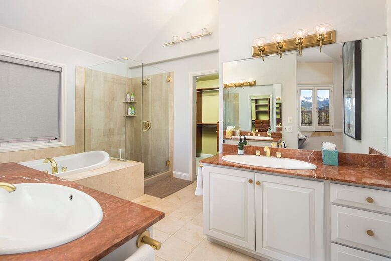 Breathtaking Mountain View Chalet - Breckenridge, Colorado