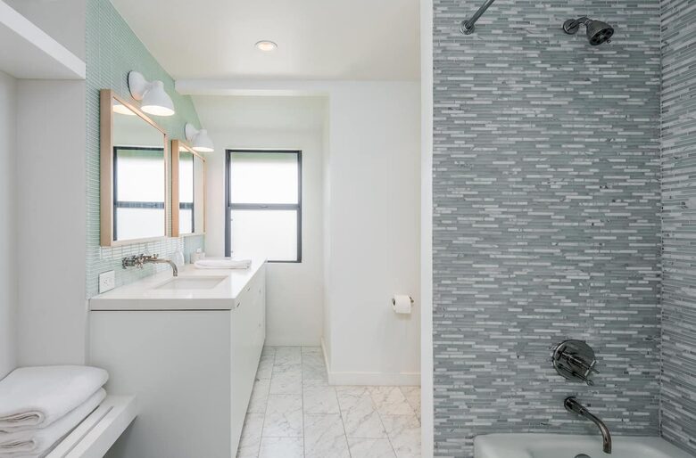 Ventura Designer Beach House on the Sand - Ventura, California