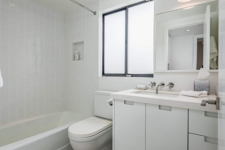 Ventura Designer Beach House on the Sand - Ventura, California