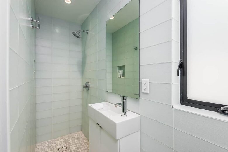 Ventura Designer Beach House on the Sand - Ventura, California