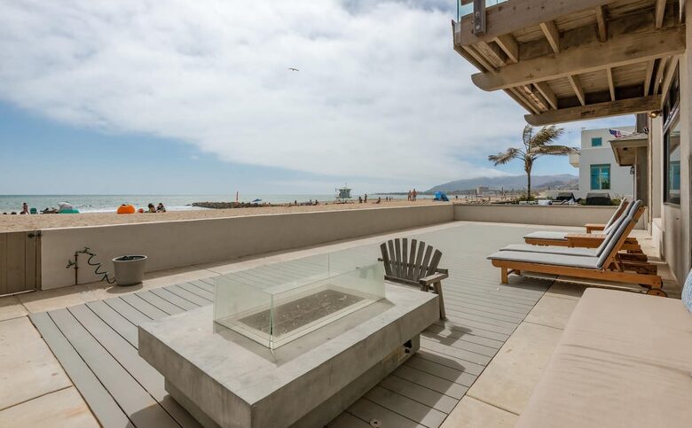 Ventura Designer Beach House on the Sand - Ventura, California