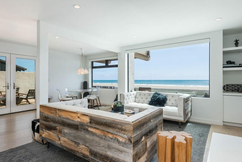 Ventura Designer Beach House on the Sand - Ventura, California