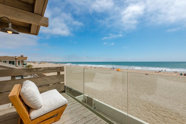 Ventura Designer Beach House on the Sand - Ventura, California