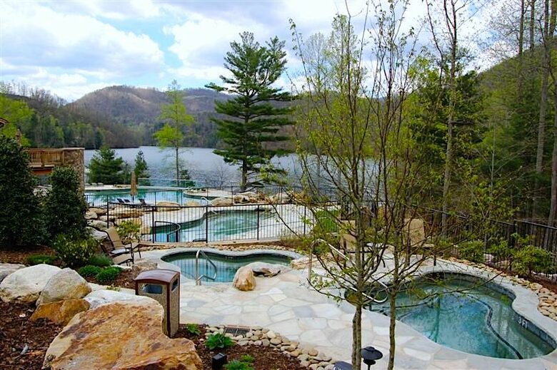 Walk to Lake Club Amenities within 100 Yards of Our Cottage