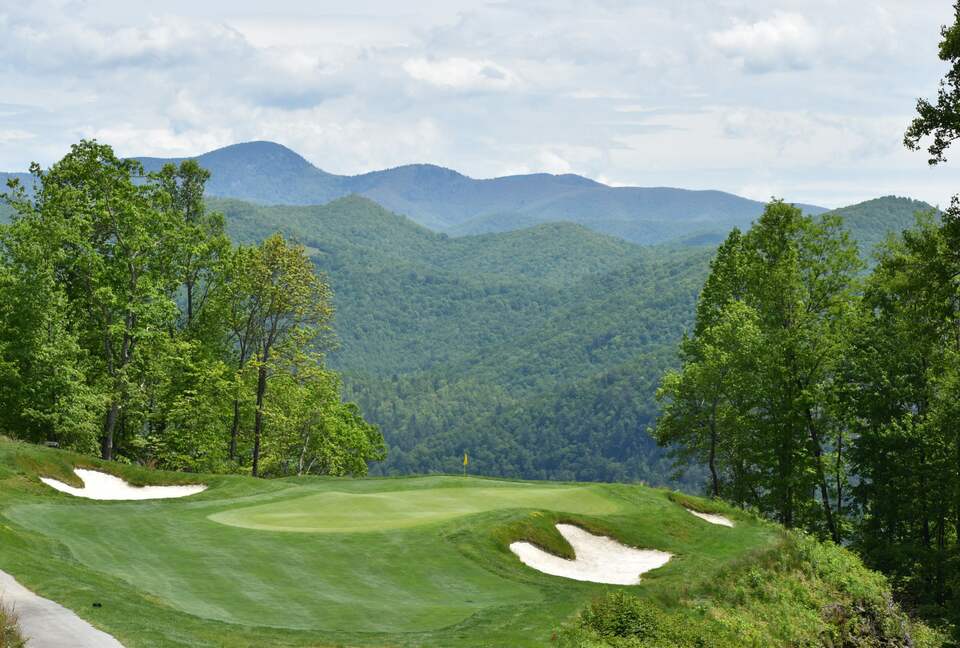 Carolina in My Mind: Lakefront Mountain Paradise - Tuckasegee, North Carolina