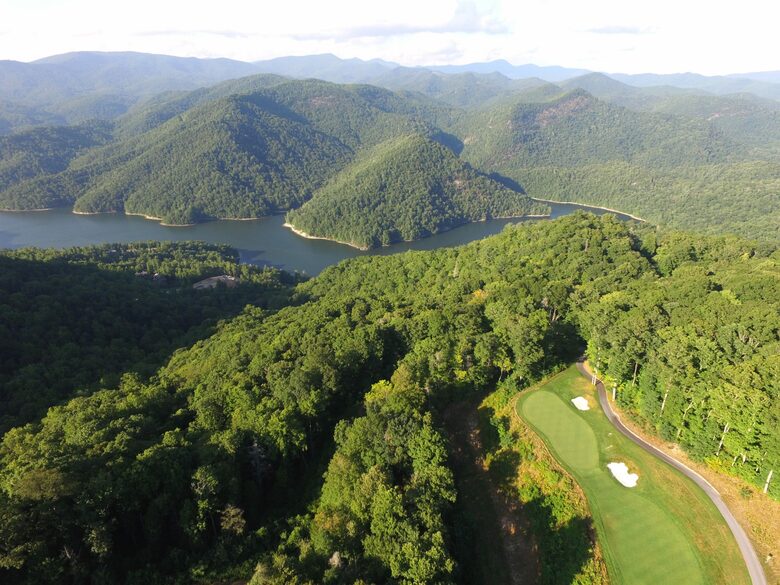 Mountain Top Golf within a 5 minute drive from our cottage