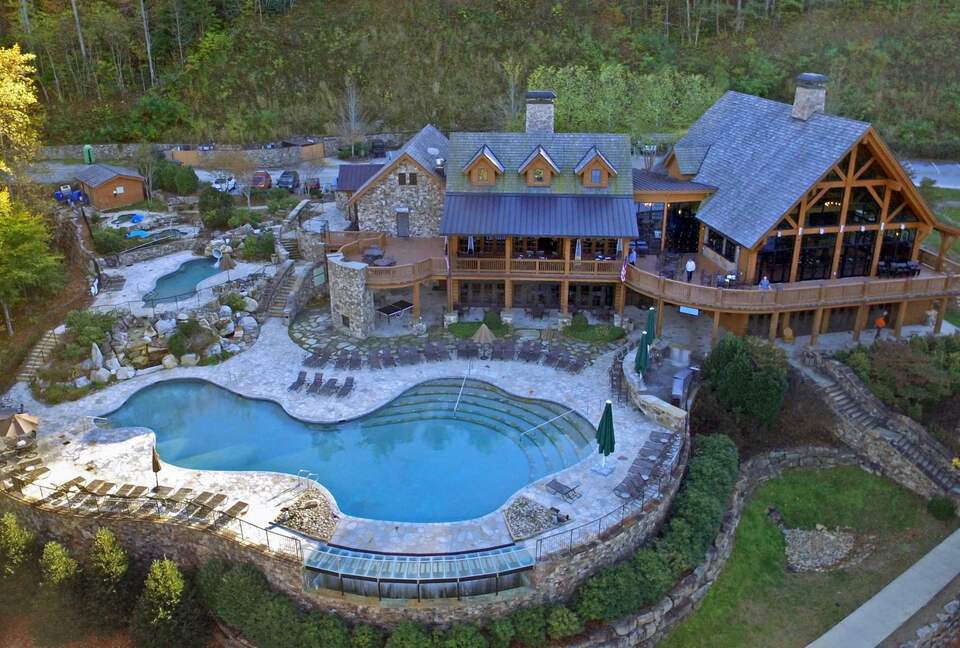 Walk to Lake Club Amenities within 100 Yards of Our Cottage