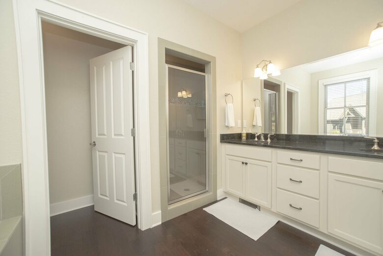 Saddle Notch Villa #9 - Bear Lake Reserve - Tuckasegee, North Carolina