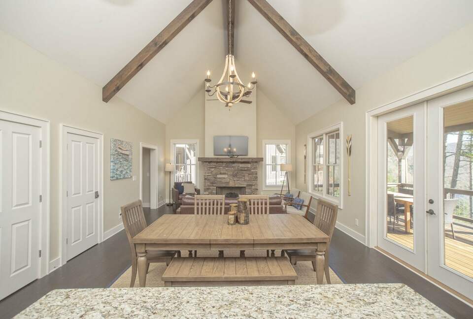 Saddle Notch Villa #9 - Bear Lake Reserve - Tuckasegee, North Carolina