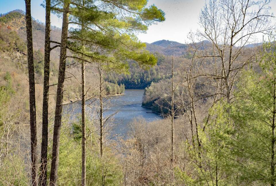 Saddle Notch Villa #9 - Bear Lake Reserve - Tuckasegee, North Carolina