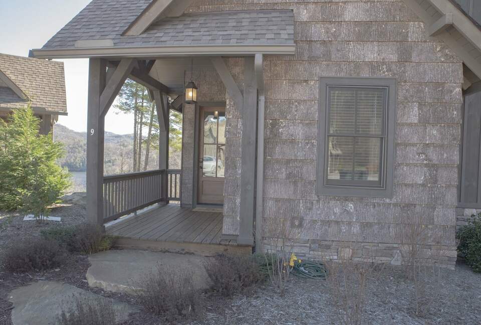 Saddle Notch Villa #9 - Bear Lake Reserve - Tuckasegee, North Carolina