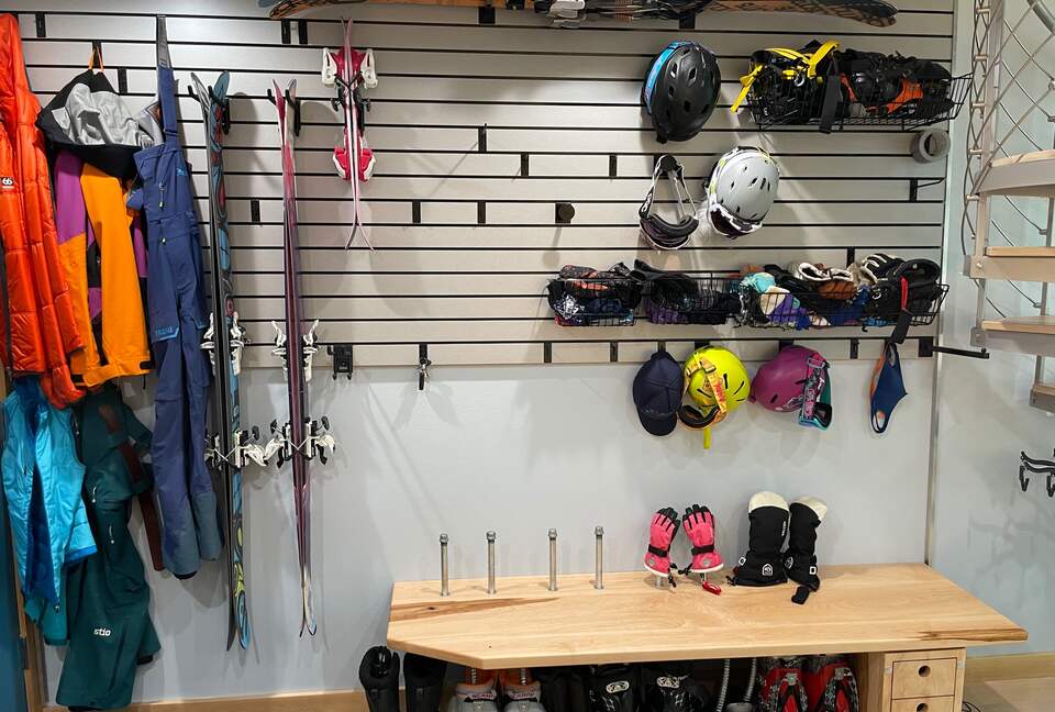 El Skondo Slope-Side Residence — Ski-in/Ski-out! - Girdwood, Alaska