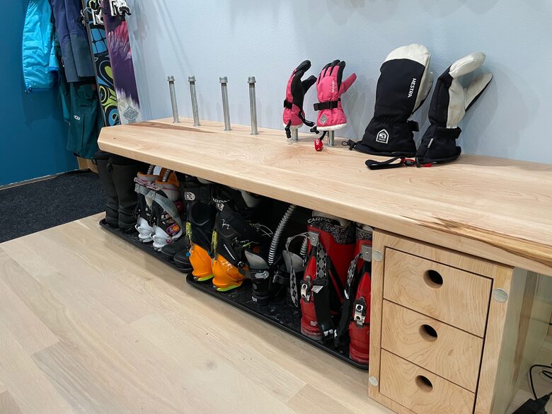 El Skondo Slope-Side Residence — Ski-in/Ski-out! - Girdwood, Alaska